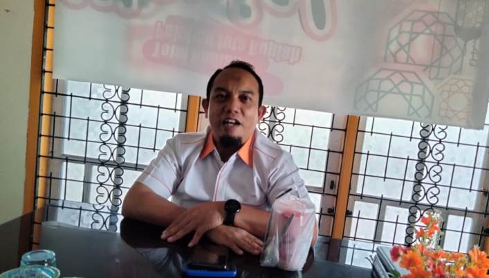 Ketua DPD PKS Kota Padang, Muharlion