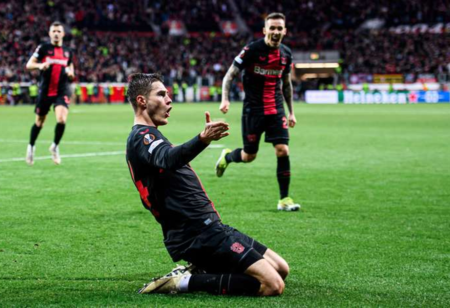 Patrik Schick dinominasikan meraih penghargaan pemain terbaik minggu ini setelah membawa Bayer 04 Leverkusen menang 3-2 di leg kedua babak 16 besar Liga Eropa UEFA melawan Qarabag. (Foto: Bayer04de)