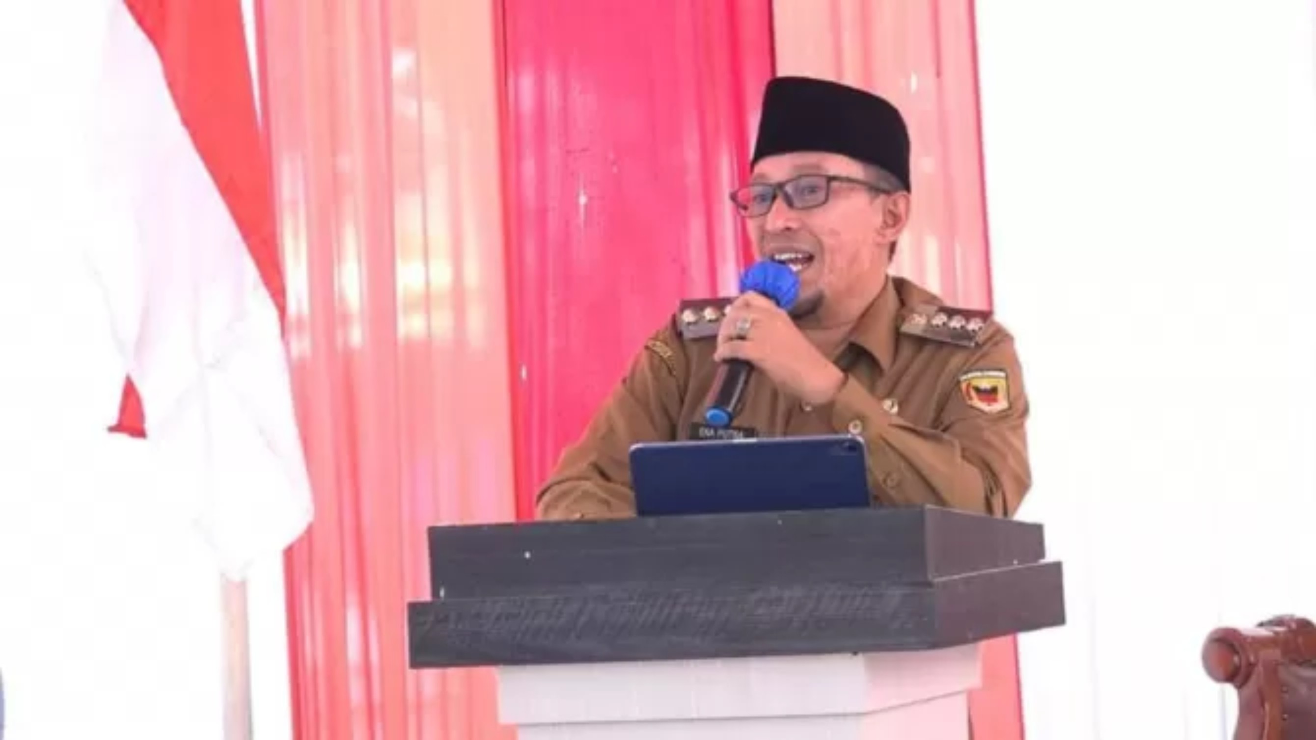 Bupati Tanahdatar, Eka Putra.(Jawapos)