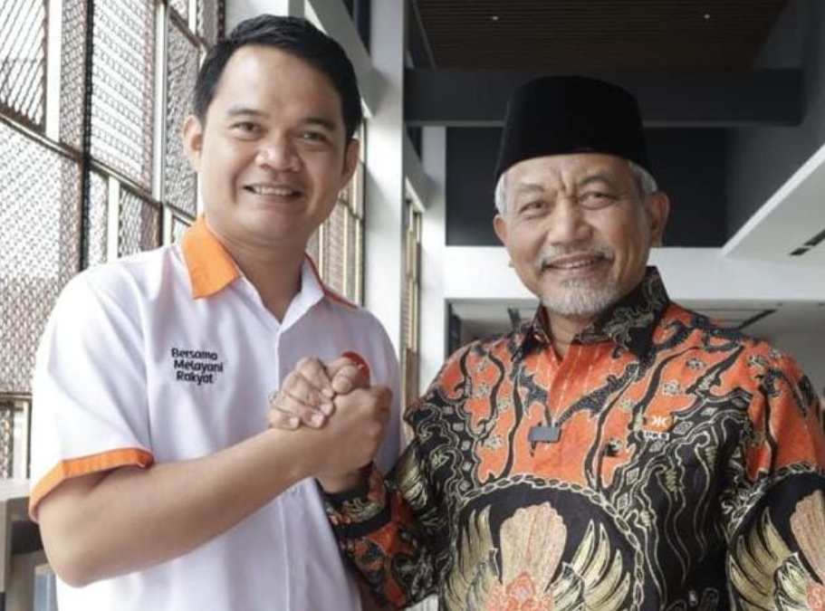 Reido Deskumar bersama Presiden PKS Ahmad Syaikhu.(Foto: Dok. PRI)