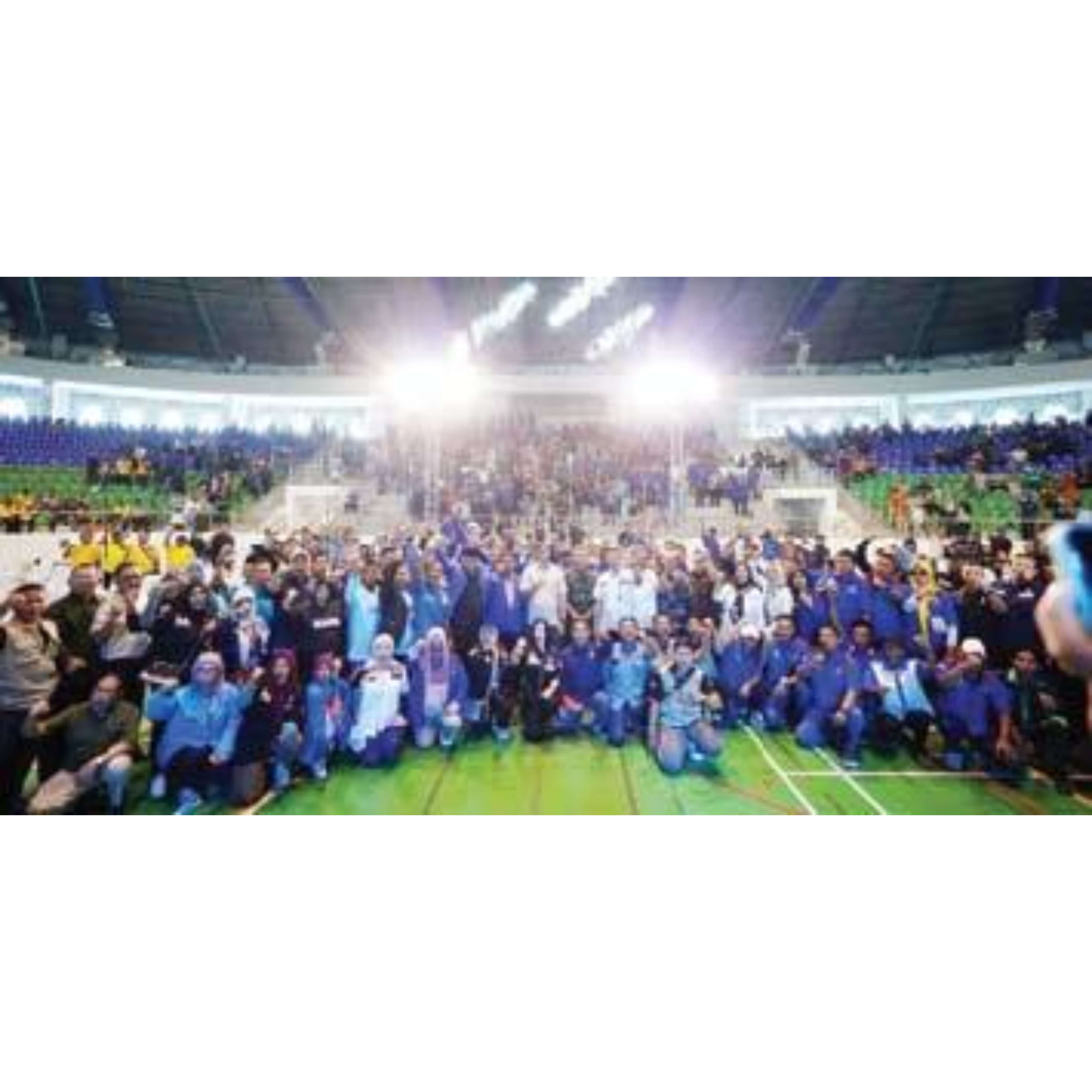 KOMPAK: Pemprov Riau memperingati Hari Buruh di Gedung Olahraga Gelanggang Remaja, Rabu (1/5).(MC RIAU)