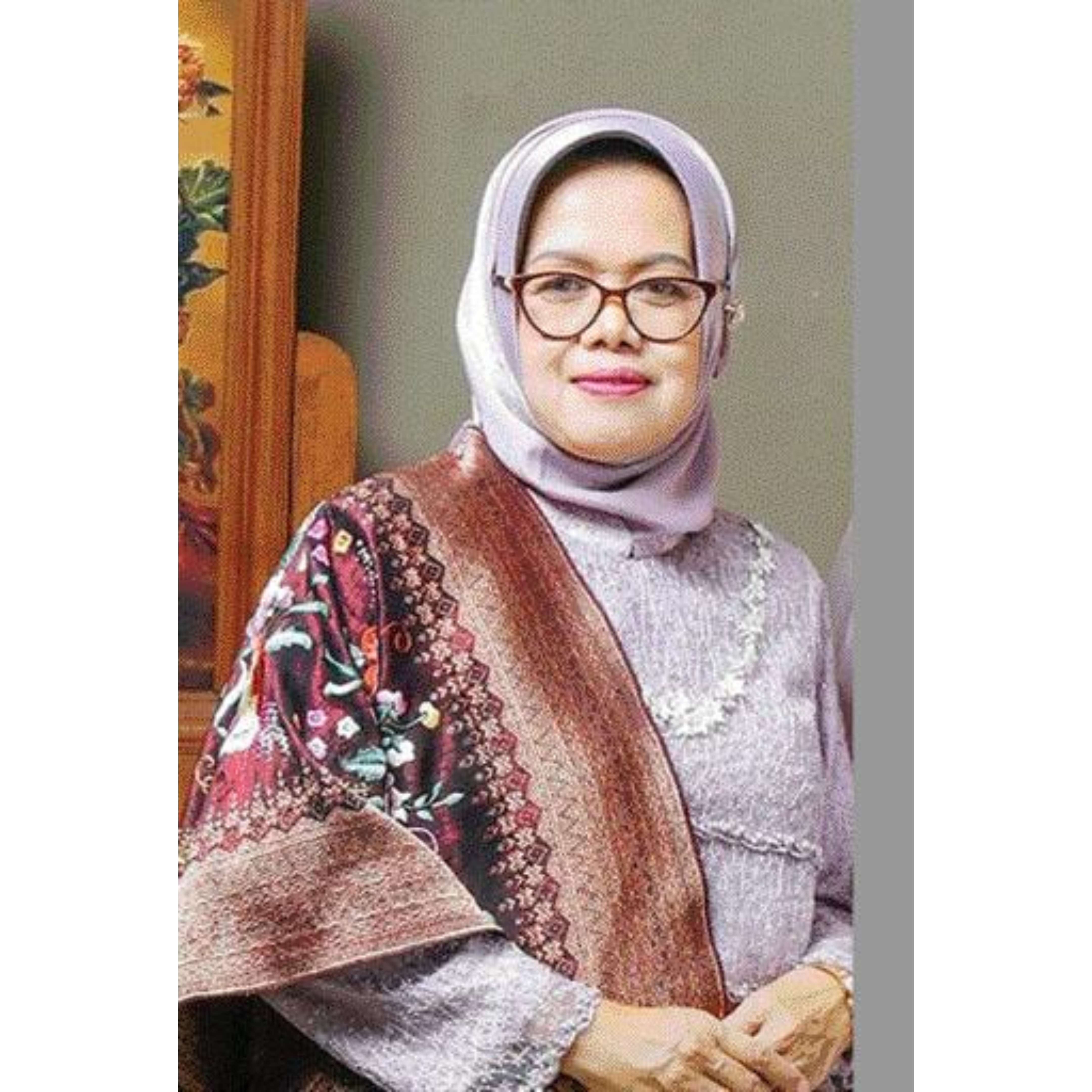 Lastrawati, PENGAWAS DISDIKBUD TANAHDATAR.(TIM LAMAN GURU)