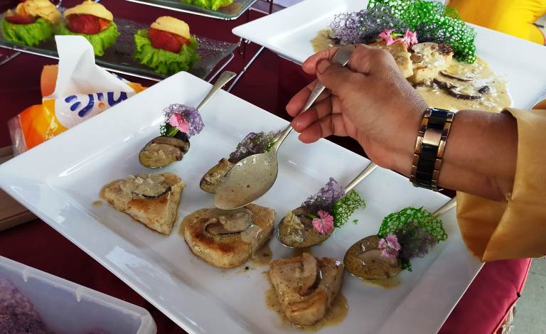 menu makanan serba ikan