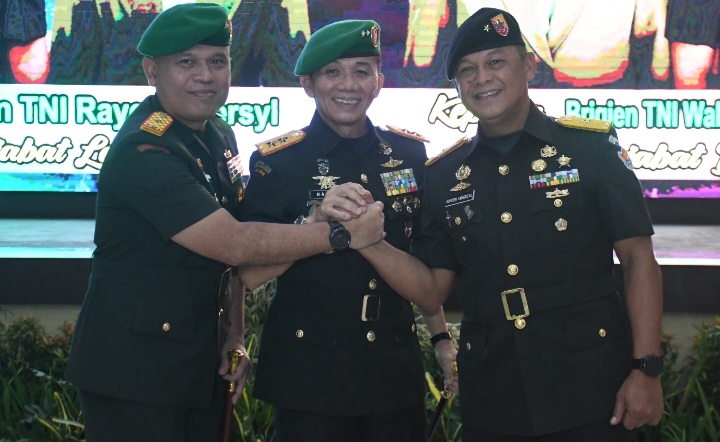 Sertijab Danrem 032/Wirabraja