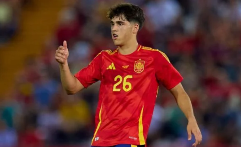 Bek muda sensasional Barcelona, Pau Cubarsi dicoret dari Timnas Spanyol jelang Euro 2024. (Foto: FC Barcelona Noticias)