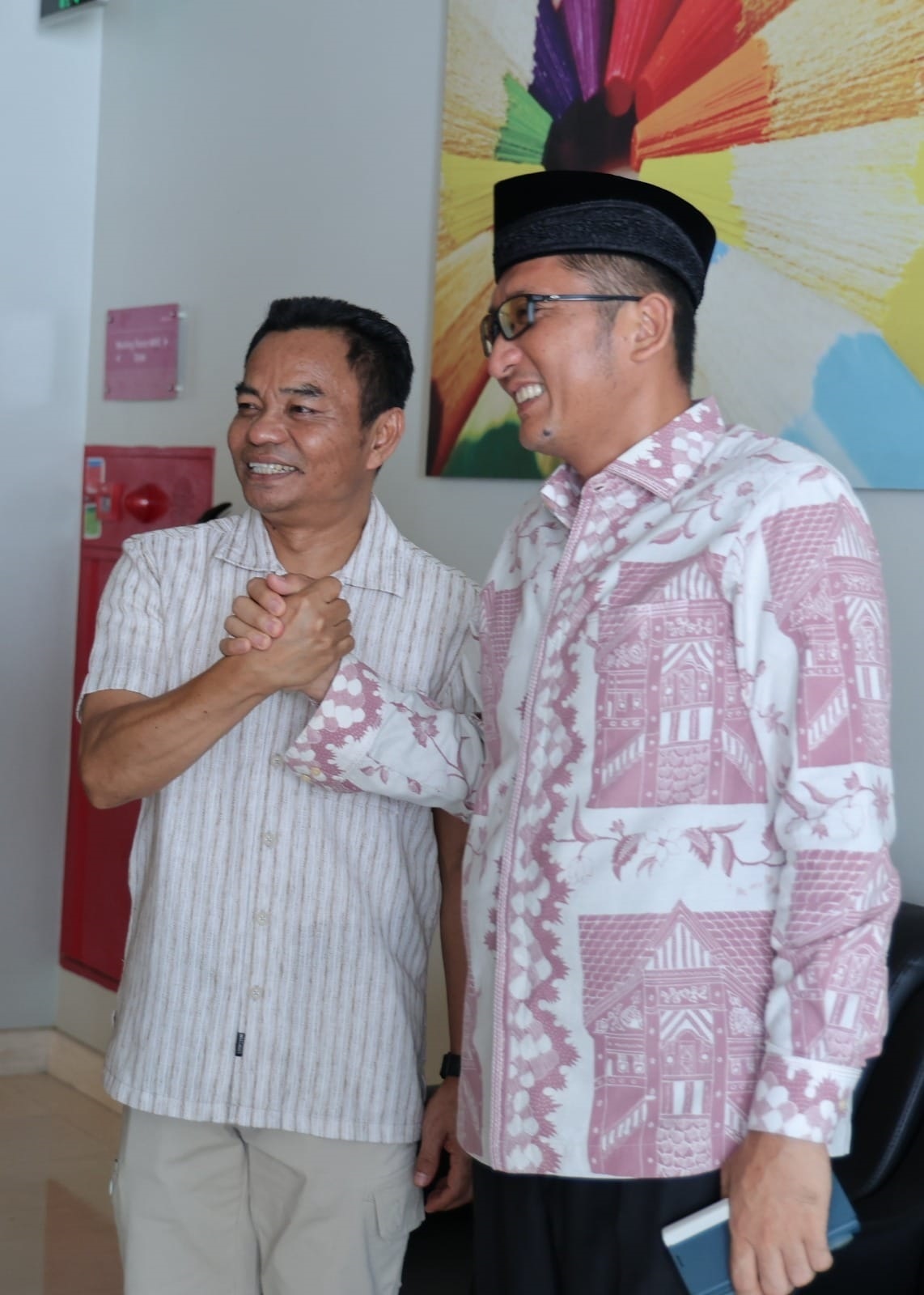 Wali Kota Padang sebelumnya Hendri Septa bersama dengan anggota DPRD Provinsi Sumbar Hidayat, beberapa waktu lalu. (DOKUMEN PRIBADI)