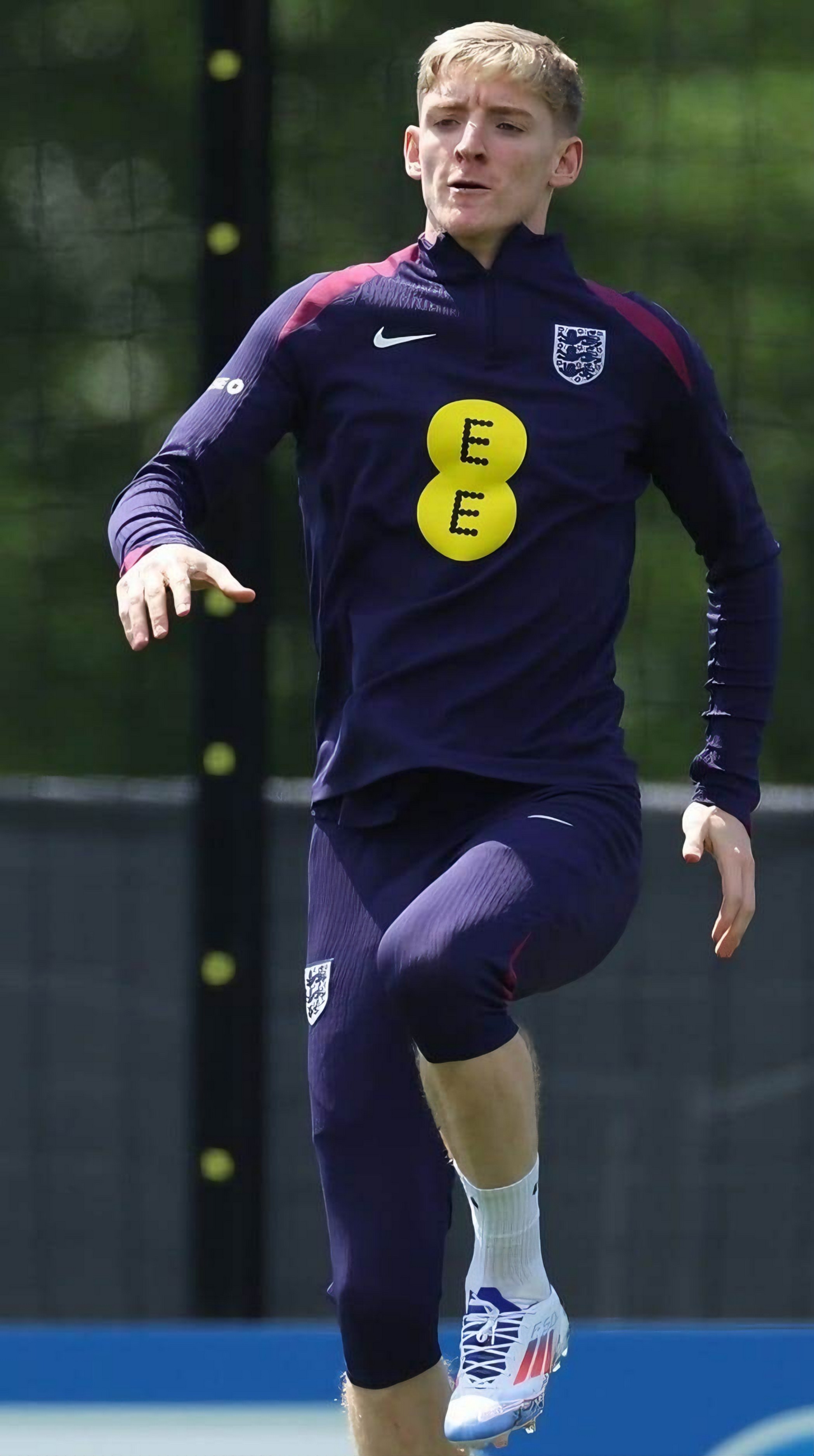 Anthony Gordon.(IG ENGLAND)