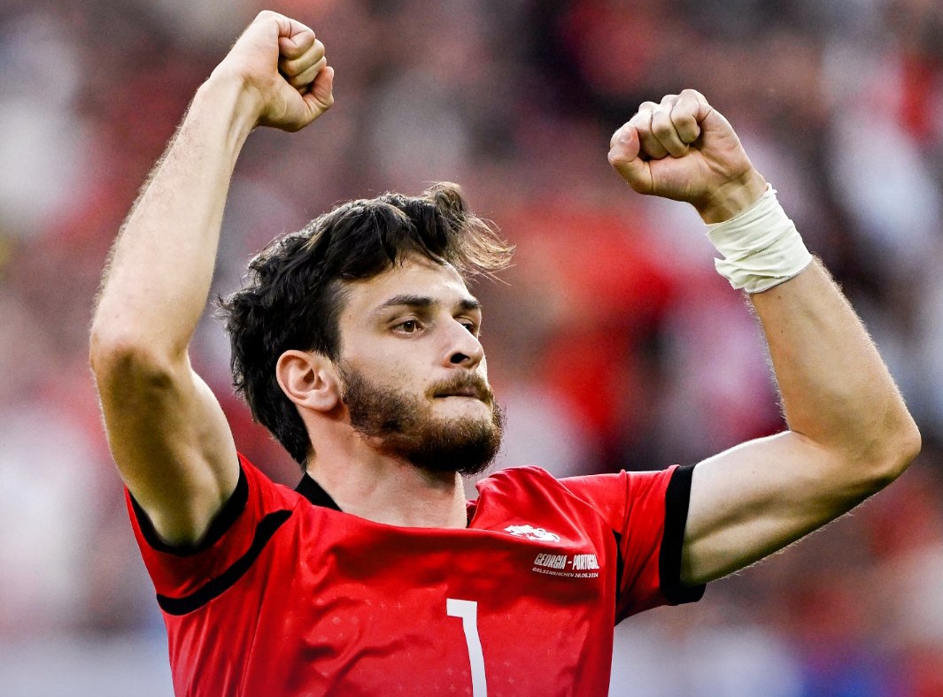 Timnas Georgia tampil mengejutkan lewat gol cepat Kvaratskhelia saat pertandingan Grup F Euro 2024 melawan Portugal. (Foto: X EURO2024)