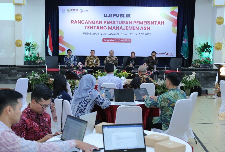 Uji publik untuk menerima masukan dan tanggapan terhadap substansi RPP Manajemen ASN. (Foto: Humas KemenPANRB)