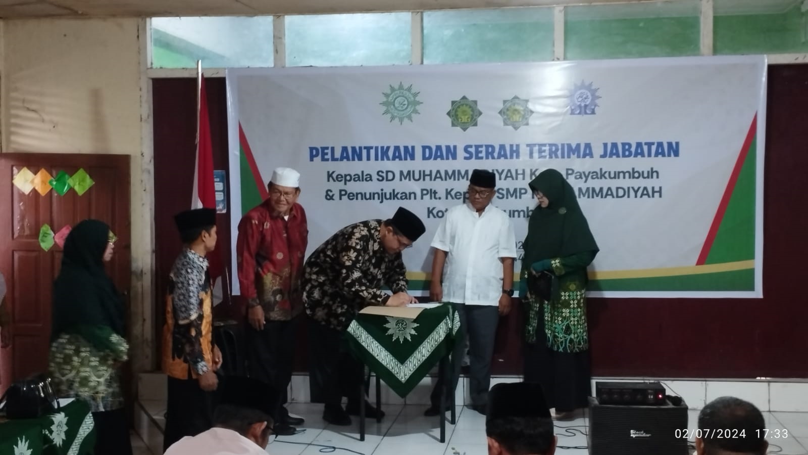 DILANTIK: Suasana pelantikan kepala SD Plus Muhammadiyah Payakumbuh serta Pengukuhan Pjs Kepala SMP Plus Muhammadiyah Payakumbuh.(TIM LAMAN GURU)