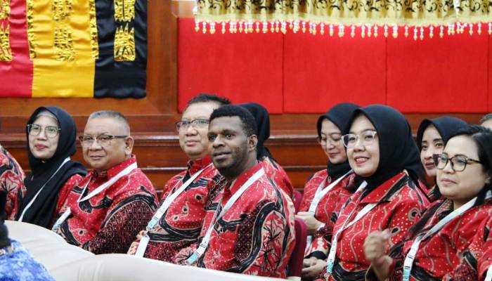 Rombongan Stula Pelatihan Kepemimpinan Administrator (PKA) angkatan II dari Balai Besar Pelatihan Kesehatan (BBPK) Jakarta Kementerian Kesehatan RI.