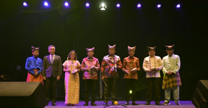 Festival arkeologi terbesar di Sumatera Barat itu dibuka oleh Ketua DPRD Sumbar Supardi, Rabu (17/07/2024).