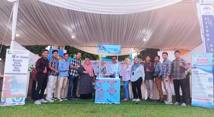 PT BPR Tri Capital Investama meluncurkan produk penghimpun dana terbarunya di event Tabuik, Kamis (18/7).  Produk teranyar itu bernama Tabungan Umroh dan program Go First Pay Later (GFPL).