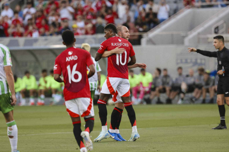 Manchester United menaklukkan Real Betis 3-2 dalam pertandingan persahabatan pramusim di Stadion Snapdragon, San Diego, Kamis (1/8/2024). (Foto: manutd.com)