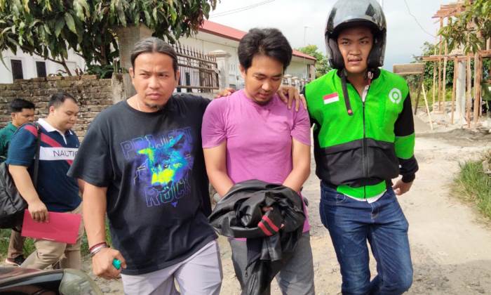 JE diamankan di rumahnya di Kurao Pagang, Kecamatan Nanggalo, Kota Padang, Sumbar.