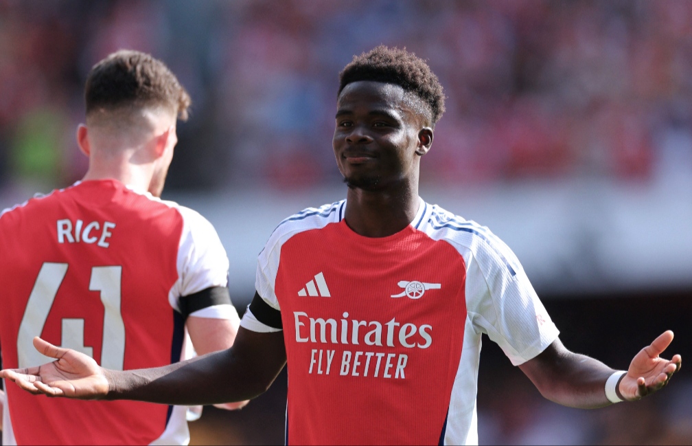 Bukayo Saka menjadi bintang utama dalam laga perdana Liga Inggris musim 2024/2025 melawan Wolves, Sabtu (17/8/2024). (Foto: X @arsenal)