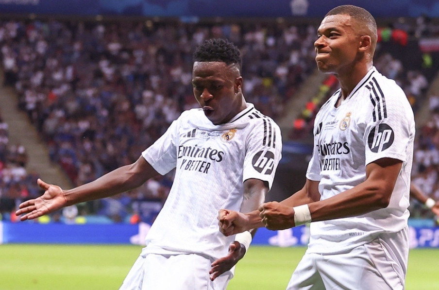 Kylian Mbappe (kanan) dan Vinicius Jr masuk dalam skuad melawan Mallorca yang diumumkan Real Madrid. (Foto: Rodrigo Salamanca/ Realmadrid.com)