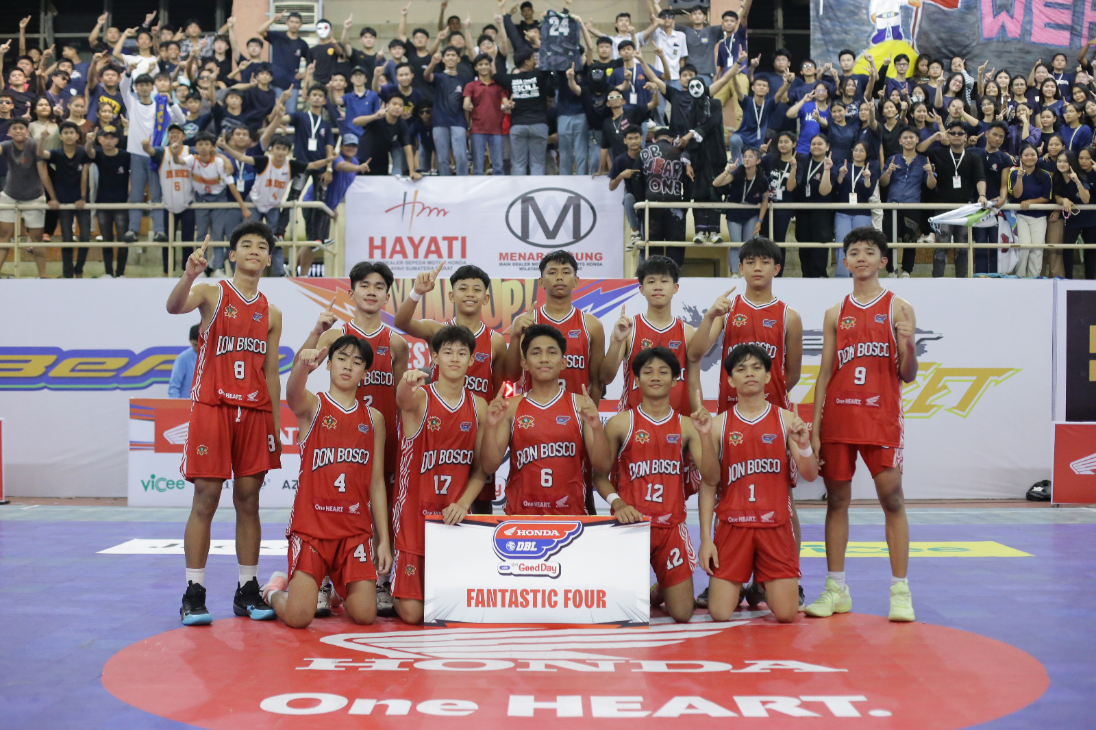 TIm Basket Putra SMA Don Bosco Padang lolos ke babak Fantastic Four Honda DBL with Kopi Good Day West Sumatera.