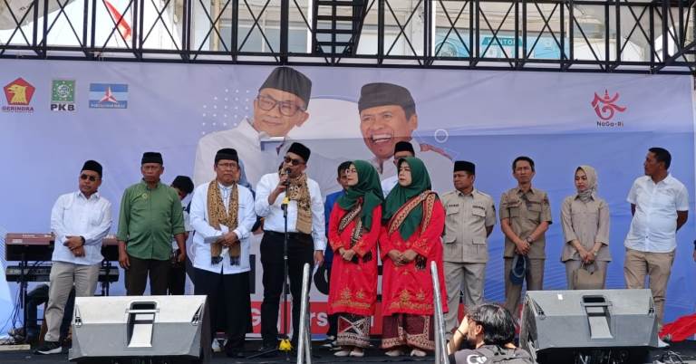 Deklarasi Nasrul Naga-Eri Dt Majo Endah (Naga-Ri) di Pasar Globe Kelurahan Pasar Usang, Kota Padangpanjang, Kamis (29/8).