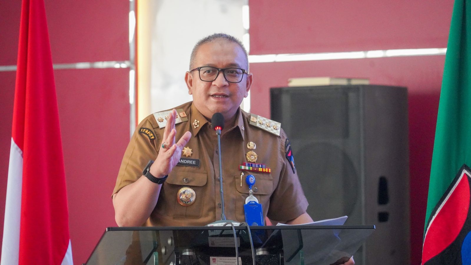 Pj Wali Kota Padang Andree Algamar.