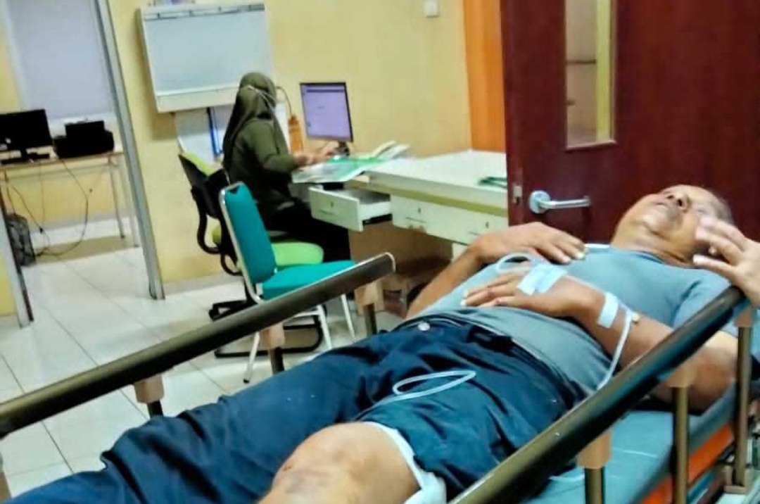 Kosnedi, tukang ojek di Kabupaten Sijunjung yang ditanggung biaya perawatannya sampai sembuh oleh BPJS Ketenagakerjaan.(Foto: IST)