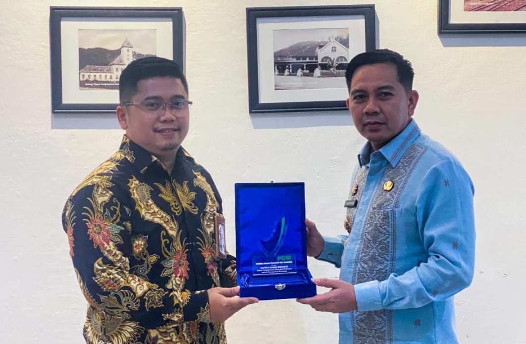 Kepala Loka Pengawasan Obat dan Makanan (POM) Dharmasraya Putra Gusrianto pertemuan dengan Penjabat Wali.Kota Sawahlunto, Fauzan Hasan.(Foto: Humas)
