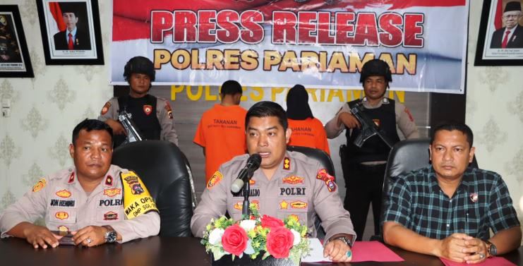 Kapolres Pariaman AKBP Andreanaldo Ademi berikan keterangan pers.