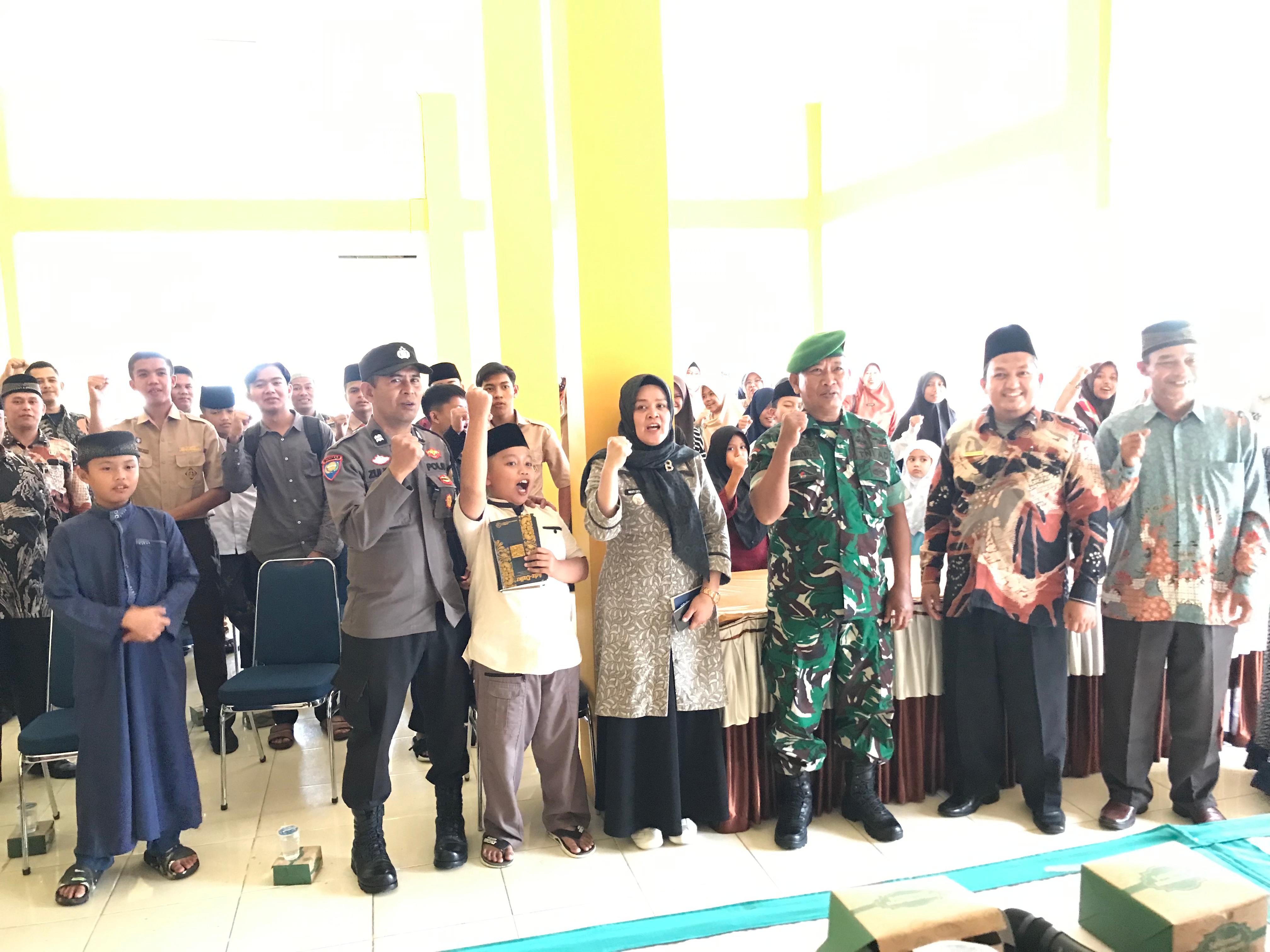 Sebanyak 46 kontingen kafilah Musawaqah Tilawatil Qur&rsquo;an (MTQ) Kecamatan Payakumbuh Selatan dilepas untuk mengikuti perlombaan MTQ ke-41 Tingkat Kota Payakumbuh Tahun 2024, Kamis (12/9).