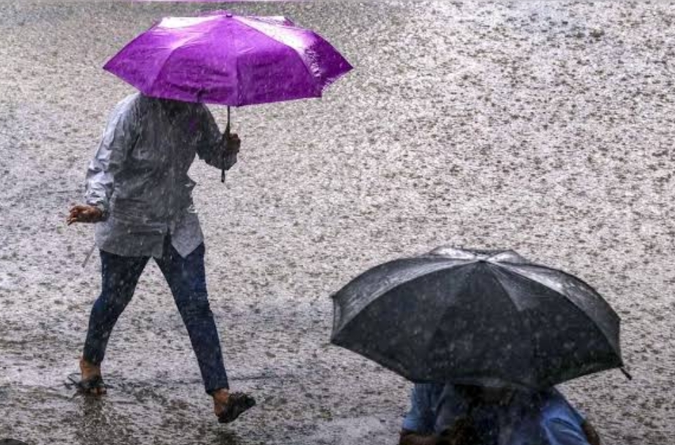 Ilustrasi hujan deras. (Foto: Business Standard)