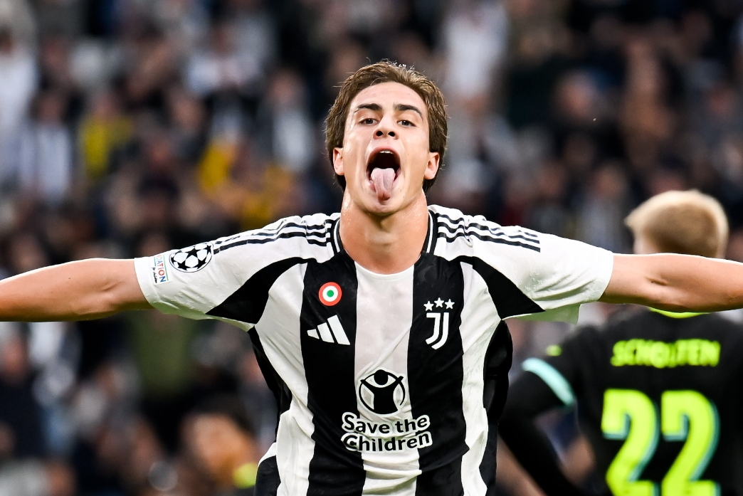 Kenan Yıldız, pada usia 19 tahun dan 136 hari, mencetak gol pembuka untuk Juventus pada menit ke-21 saat melawan PSV Eindhoven di Liga Champions. (Foto: X Juventus FC)