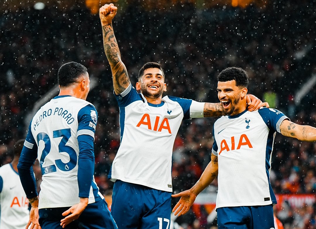 Tottenham Hotspur menang 3-0 melawan Manchester United dalam laga Premier League yang digelar pada Minggu malam (29/9), di Old Trafford. (Foto: X Tottenham Hotspur)
