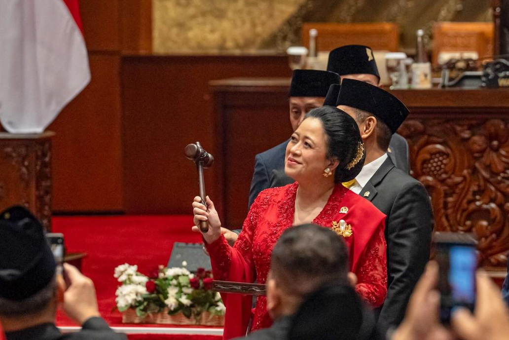 Puan Maharani terpilih kembali sebagai Ketua DPR RI untuk periode kedua 2024-2029 dalam Rapat Paripurna di Gedung Nusantara II, Senayan, Jakarta, Selasa (1/10/2024). (Foto: IG @puanmaharaniri)