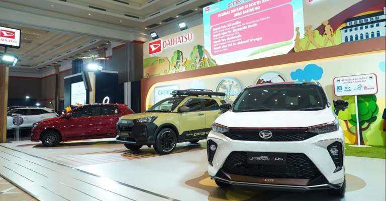 Keikutsertaan Daihatsu GIIAS Bandung 2024 mendapat sambutan luar biasa dari masyarakat Jawa Barat, terutama model LCGC (Low Cost Green Car).