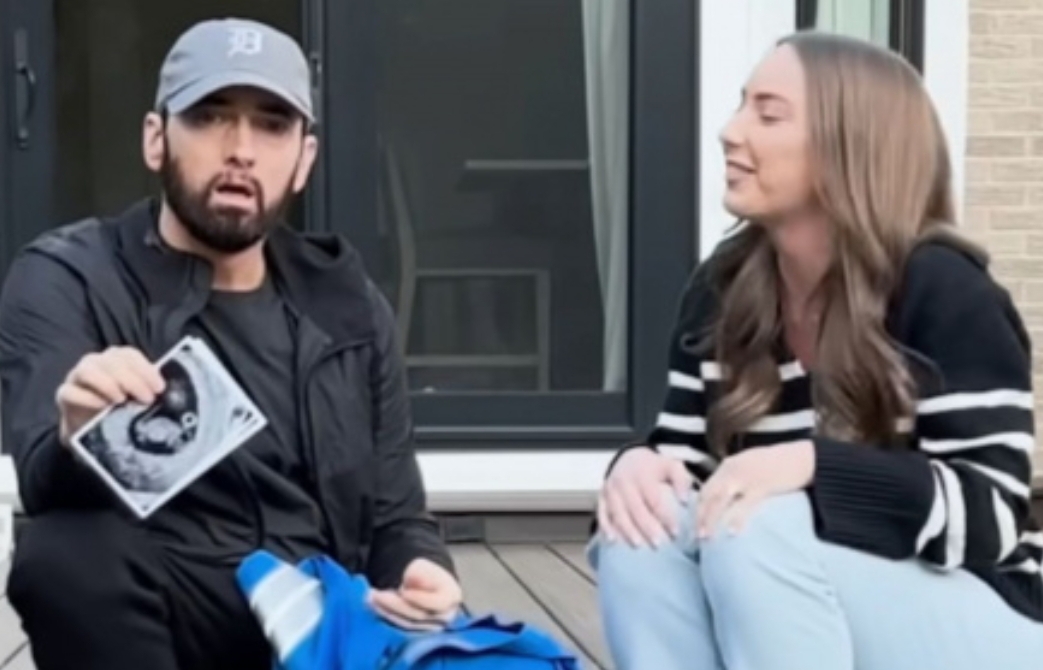 Eminem dengan pitrinya Hailie Jade in Temporary MV. (Foto: YouTube / Eminem)