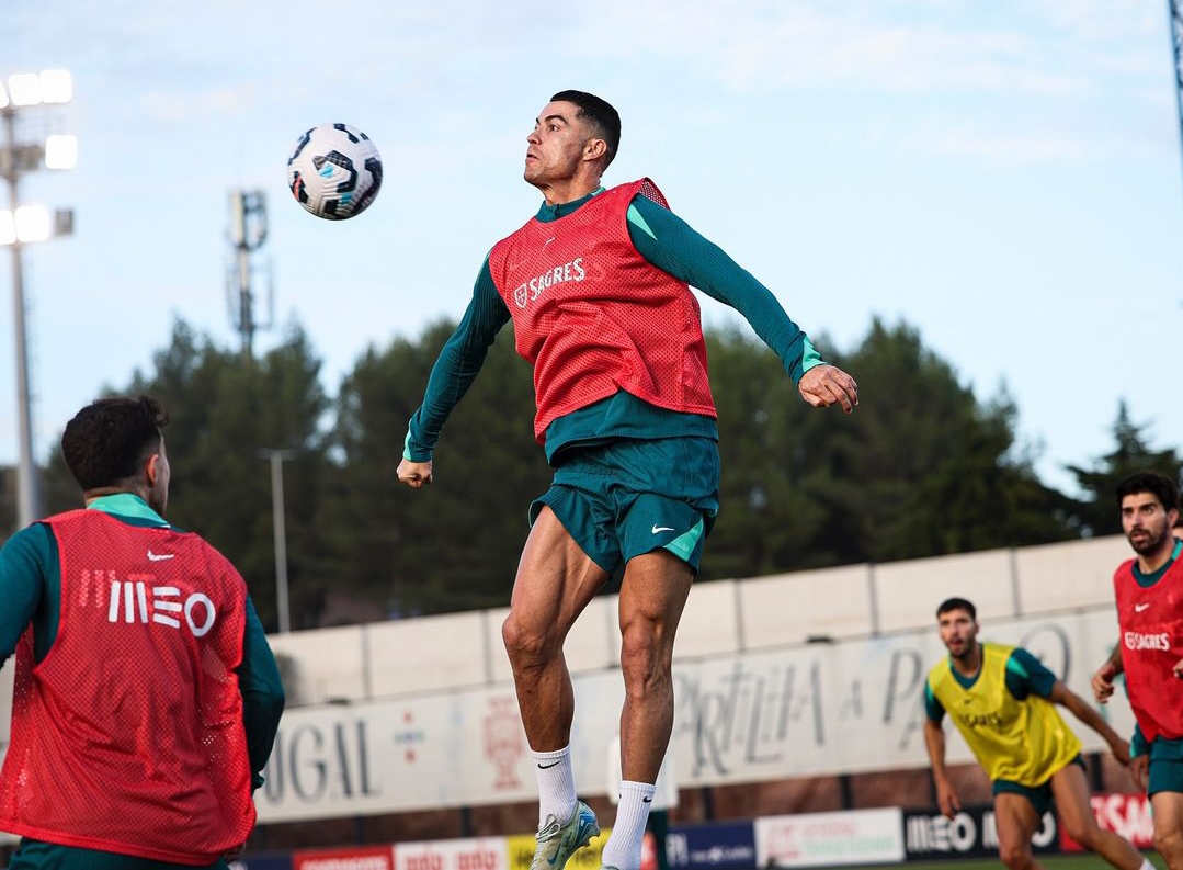 Cristiano Ronaldo latihan jelang laga Portugal vs Polandia di UEFA Nations League 2024/2025, Minggu dinihari WIB (13/10/2024. (Foto: IG @cristiano)