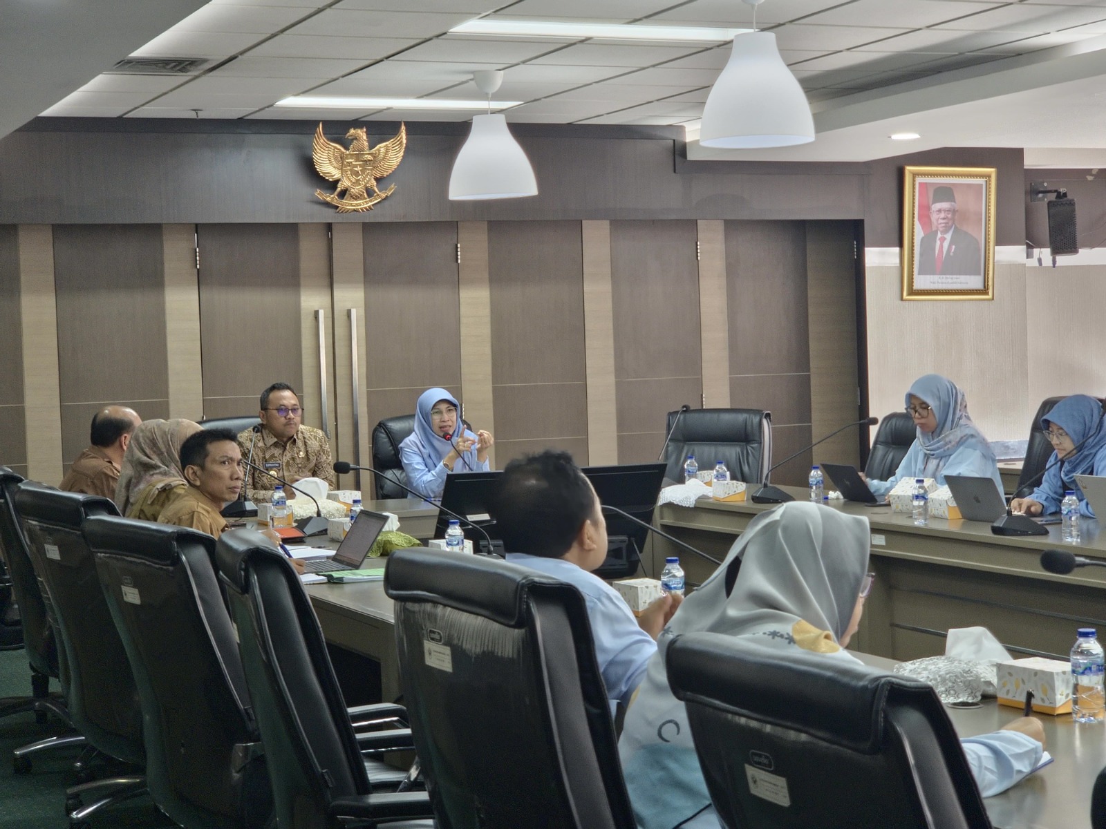 BAHAS PEMBANGUNAN : Pj Wako Payakumbuh, Suprayitno beserta rombongan disambut Sekretaris Dirjen Kesehatan Masyarakat, dr. Niken Wastu Lupita, MKM, beserta jajaran. (PEMKO PAYAKUMBUH UNTUK PADEK)