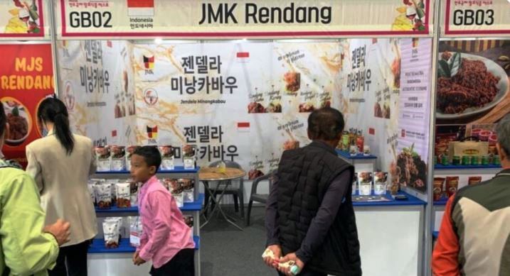 JMK Rendang berpartisipasi mengisi stand di International Fermented Food  Expo 2024 di Korsel.