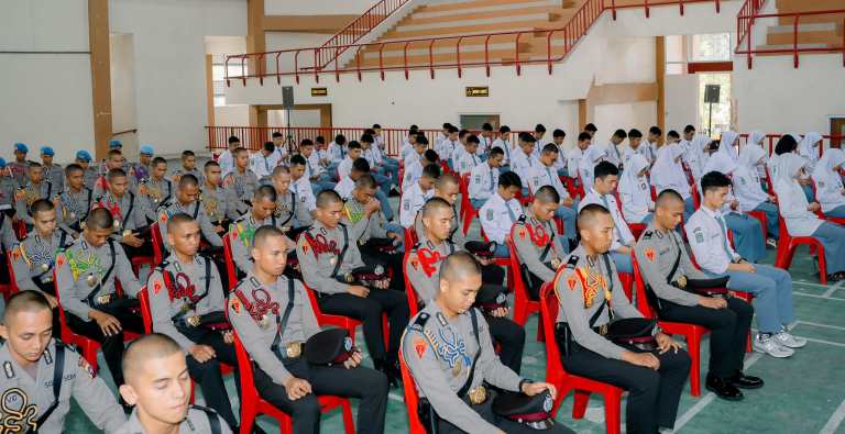 56 siswa-siswi SMAN 2 Padangpanjang lakukan kunjungan inspiratif ke Sekolah Polisi Negara (SPN) Polda Sumbar.