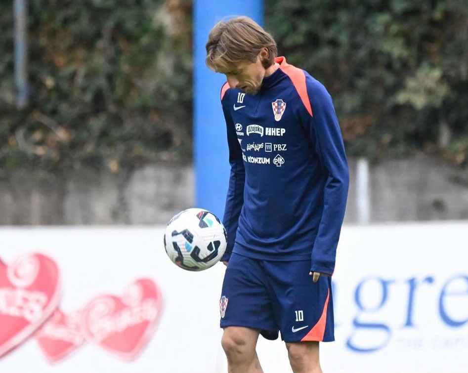 Kapten Kroasia Luka Modric latihan jelang laga melawan Portugal. (Foto: Instagram @lukamodric10)