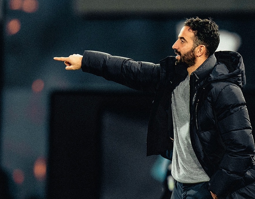 Ruben Amorim akan memimpin Manchester United untuk pertama kalinya di Old Trafford. (Foto: Instagram Manchester United)
