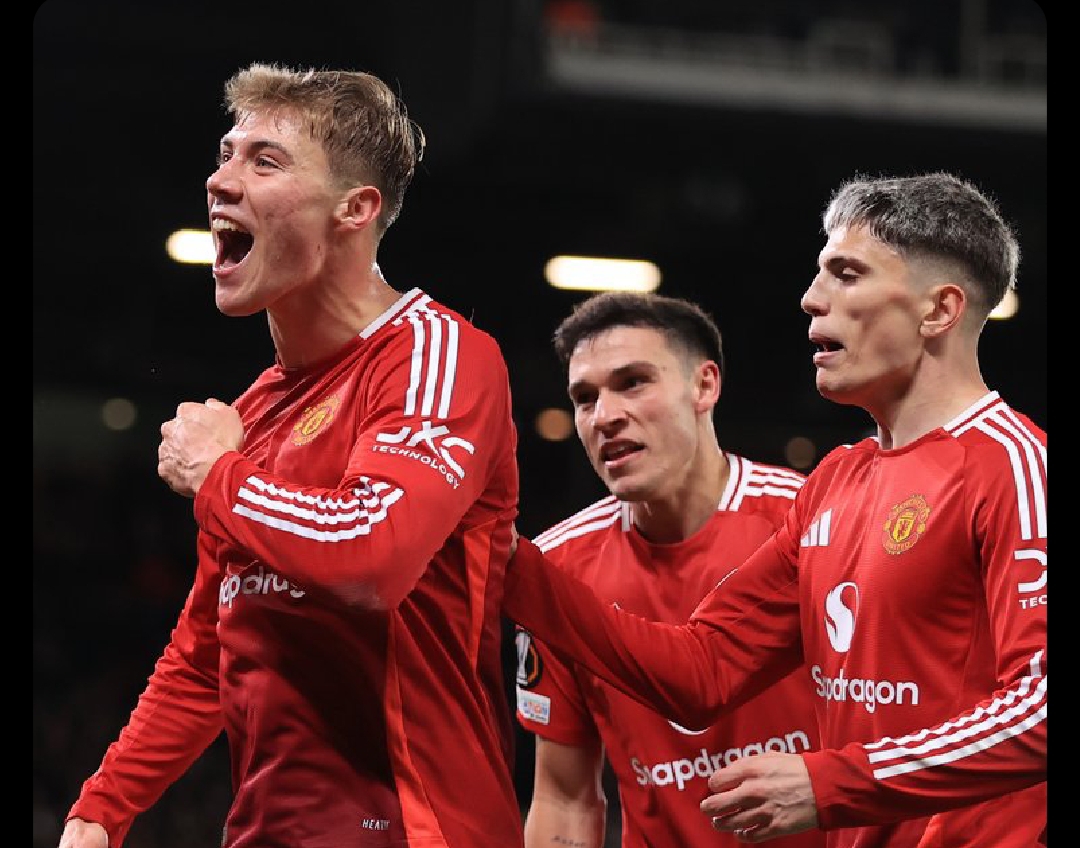 Rasmus Hojlund memastikan kemenangan Manchester United 3-2 dengan mencetak dua gol ke gawang Bod&oslash;/Glimt, di Old Trafford. (Foto: X Europa League)