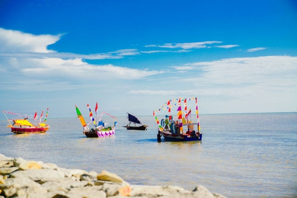 MEMUKAU: Kawasan wisata Pantai Tanjung Lapin menawarkan keindahan alam yang memukau.(DOK MEDIA CENTER RIAU)