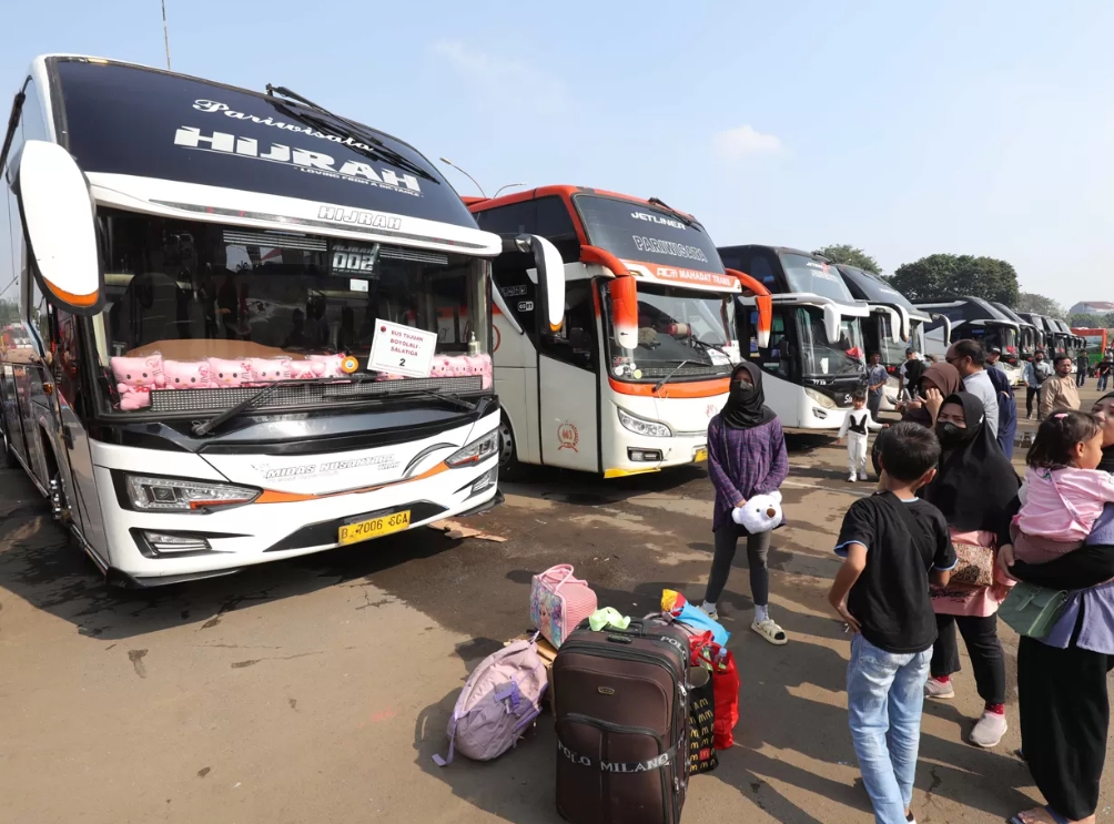 Ilustrasi bus AKAP. (Foto: dok. Jawapos.com