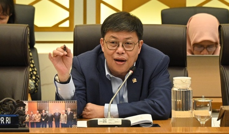 Alex Indra Lukman menantang Kementerian Pertanian RI untuk memperkuat hasil inovasi penyuluh pertanian Sumatera Barat ini melalui riset-riset.