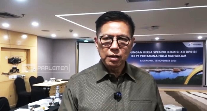 Anggota Komisi XII DPR RI Mulyadi, berharap pengkajian sistem pembelian BBM bersubsidi ditinjau ulang. (Foto : TVR Parlemen)