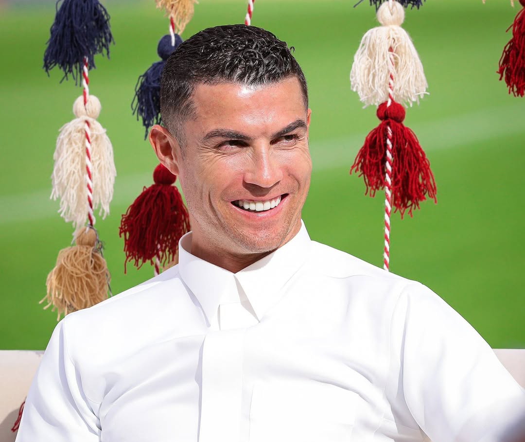 Foto Cristiano Ronaldo saat mengucapkan Hari Raya Idul Fitri di akun Instagram resminya @cristiano pada 10 April 2024, lalu.