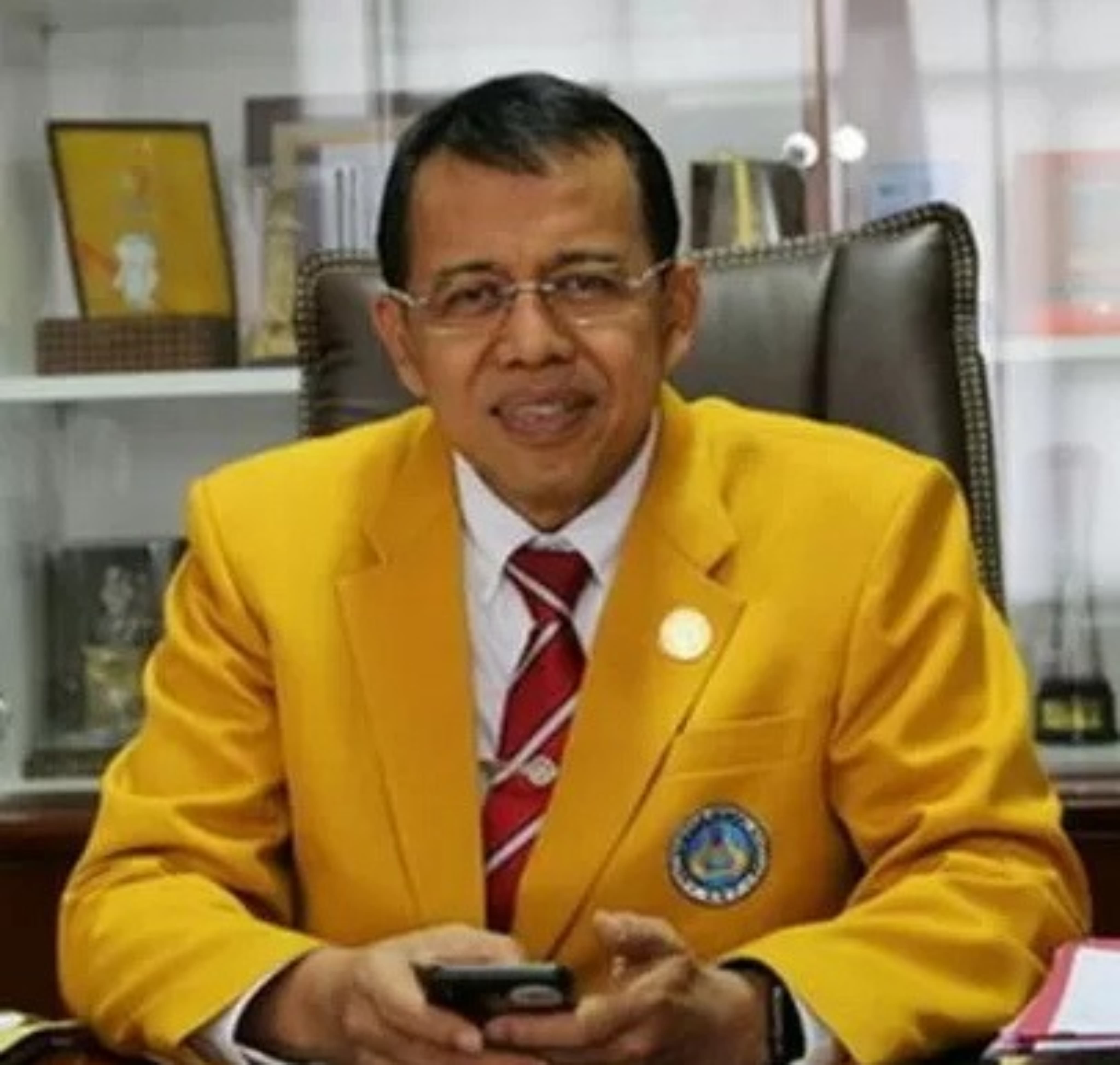 Ganefri, Ketua PWNU Sumbar/ Ketua DMI Sumbar.(Jawapos)