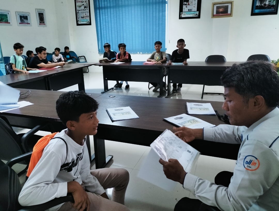 Skrining pemain sepakbola U-10 dan U-12 Padek Cup 2 Tahun 2024 di Graha Pena Padang. (Foto: Eko)