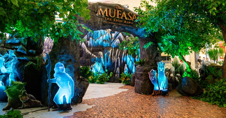 A Journey that Forged a Kingdom: Instalasi Spesial Terinspirasi dari Disney&rsquo;s &ldquo;Mufasa: The Lion King&rdquo; di Atrium Senayan City.