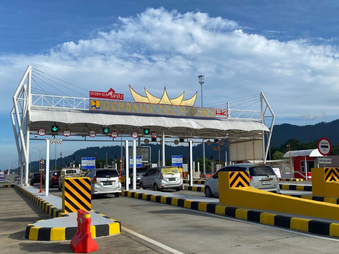 Tol Padang - Sicincin dilalui 46.900 kendaraan dan menjadikan ruas dengan trafik tertinggi di Jalan Tol Trans Sumatera (JTTS) selama periode libur Nataru 2024. (Foto: HK)